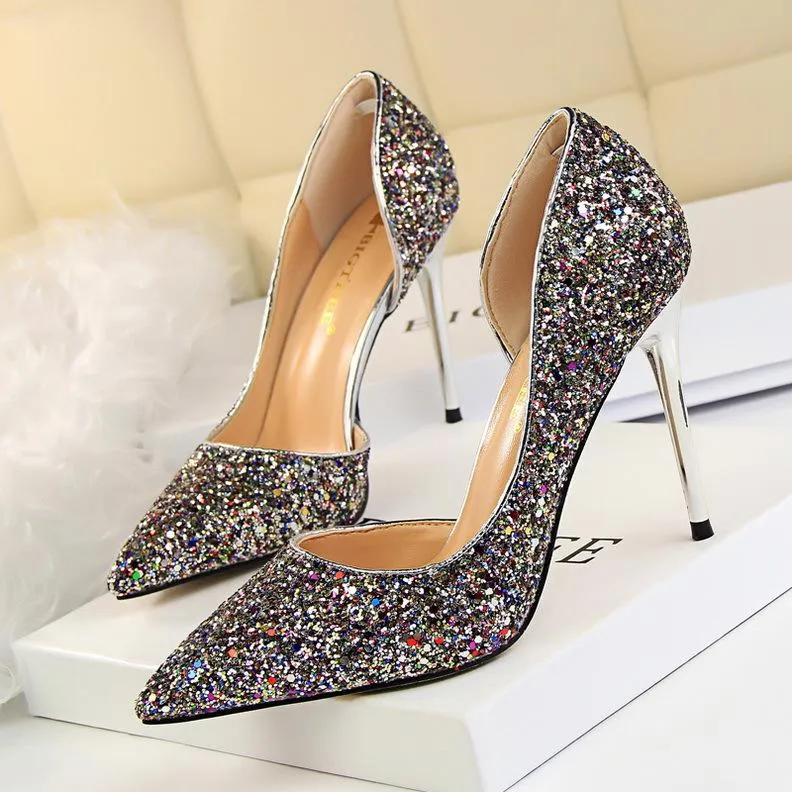 Elegante Glitzernde Nadelabsätze