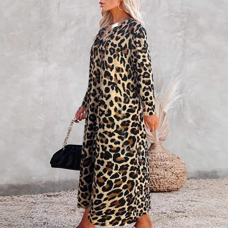 Damen Maxikleid mit trendigem Leopardenmuster und elegantem Wickeldesign