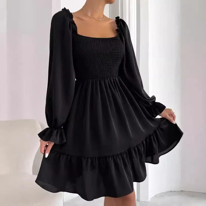 Damen Luftiges Minikleid mit Puffärmeln und Rüschendetails Nord Taschen