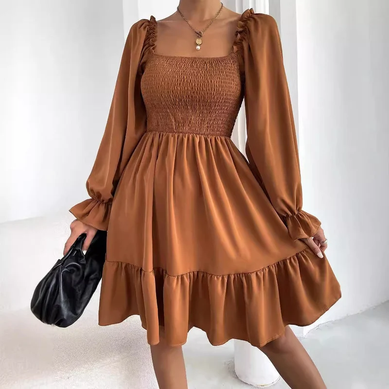 Damen Luftiges Minikleid mit Puffärmeln und Rüschendetails Nord Taschen