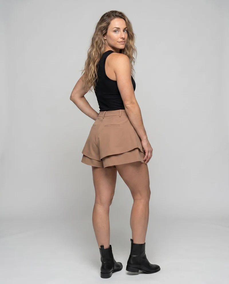 Damen stylische und fließende Shorts mit geschichtetem Design