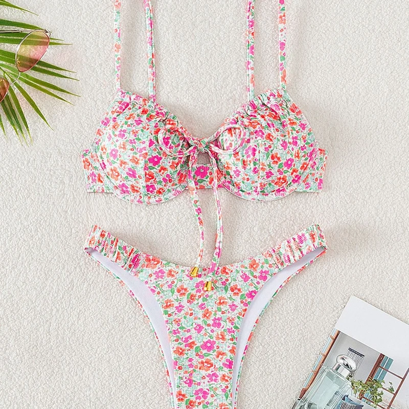 Damen Push-Up-Bikini mit floralem Design und raffinierter Schnürung