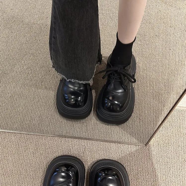 Damen modische Schnürschuhe mit rutschfester Sohle und innovativem Design