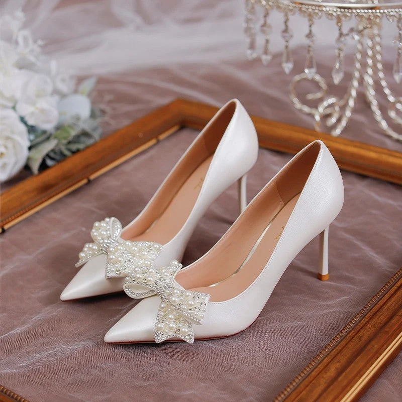 Damen Hochwertige Hochzeitspumps mit Perlenapplikation und raffiniertem Schleifendetail