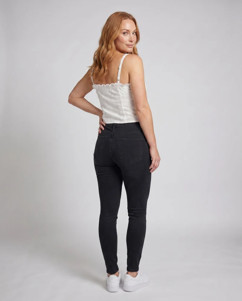 Damen nan tailliertes Mieder-Cami mit Broderie-Anglaise, Zierknopfleiste und BindNord Taschenand