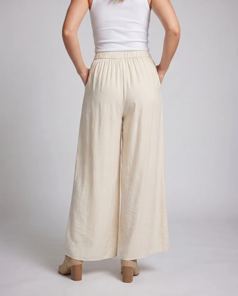 Damen Elegante, weit geschnittene Sommerhose mit elastischem Taillenbund und seitlichen Taschen