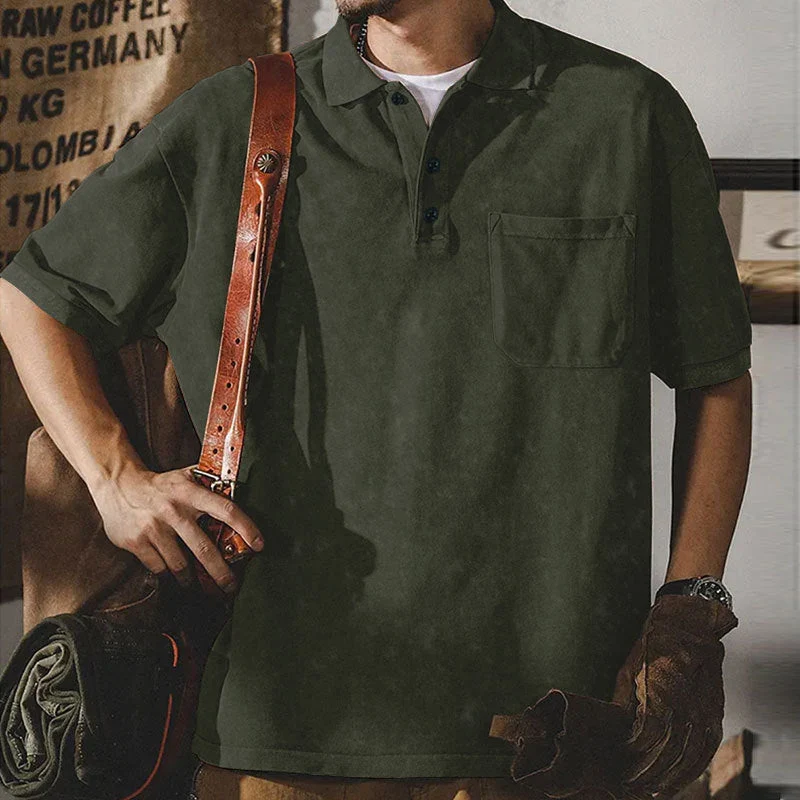 Herren nan locker geschnittenes Baumwoll-Poloshirt mit aufgesetzter Brusttasche und kurzer Knopfleiste