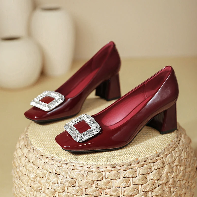 Damen Elegante Pumps mit funkelndem Schmuckdetail und komfortablem Blockabsatz Nord Taschen