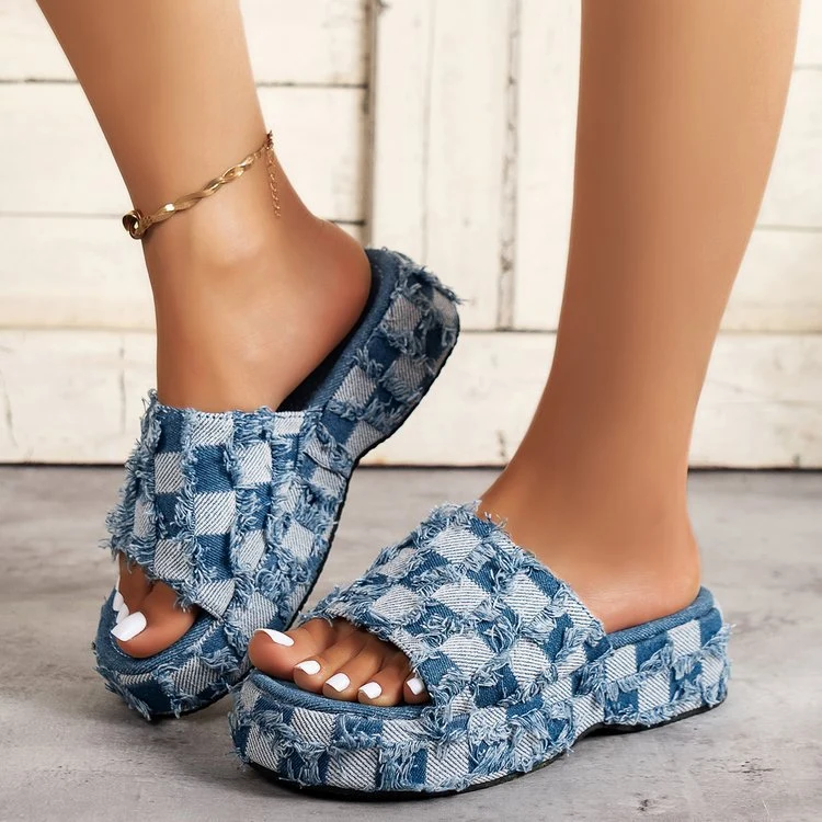 Damen lässige Schlappen aus Denim mit fransigen Details