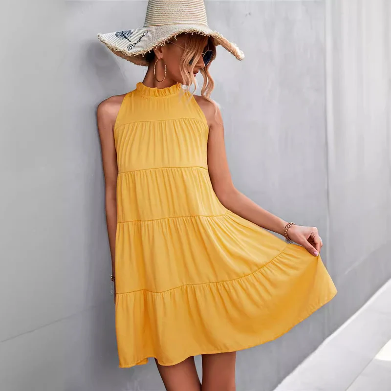 Damen Sommerliches Halterkleid mit Rüschen und schwingendem Rock Nord Taschen