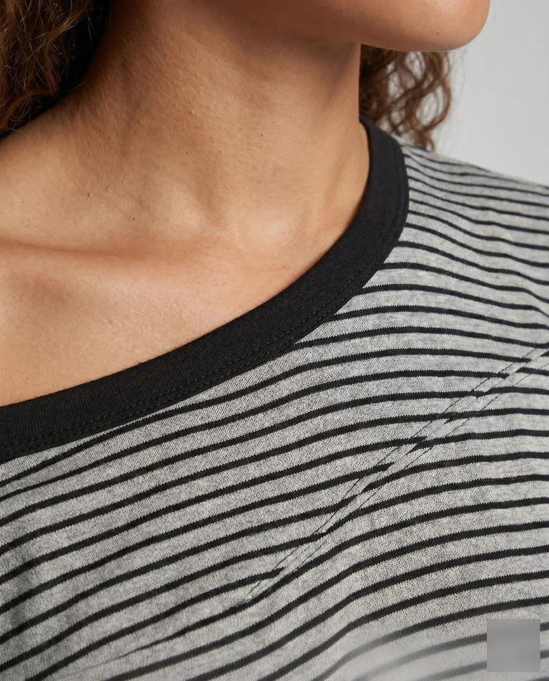 Damen lässiges gestreiftes T-Shirt mit asymmetrischem Schnitt und Knoten-Detail