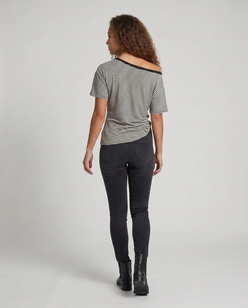 Damen lässiges gestreiftes T-Shirt mit asymmetrischem Schnitt und Knoten-Detail