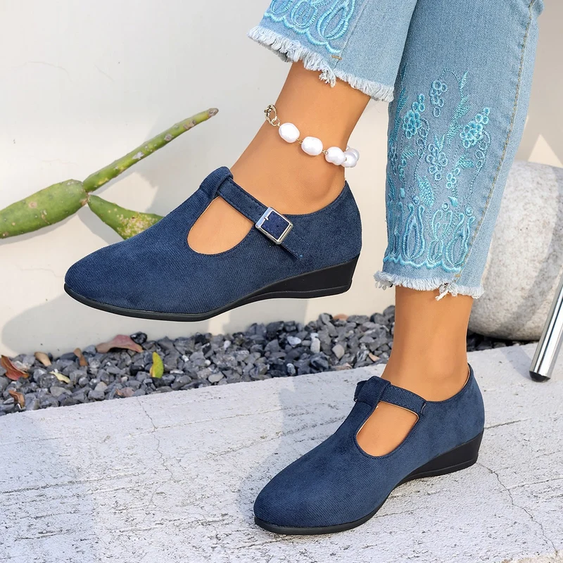 Damen Halbschuhe mit elegantem Riemendesign