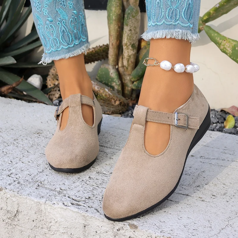 Damen Halbschuhe mit elegantem Riemendesign