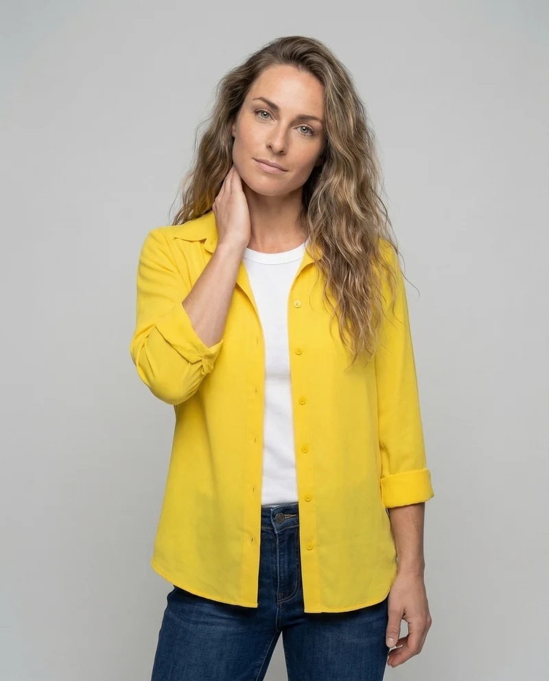 Damen leichte Hemdbluse mit lockerem Schnitt.