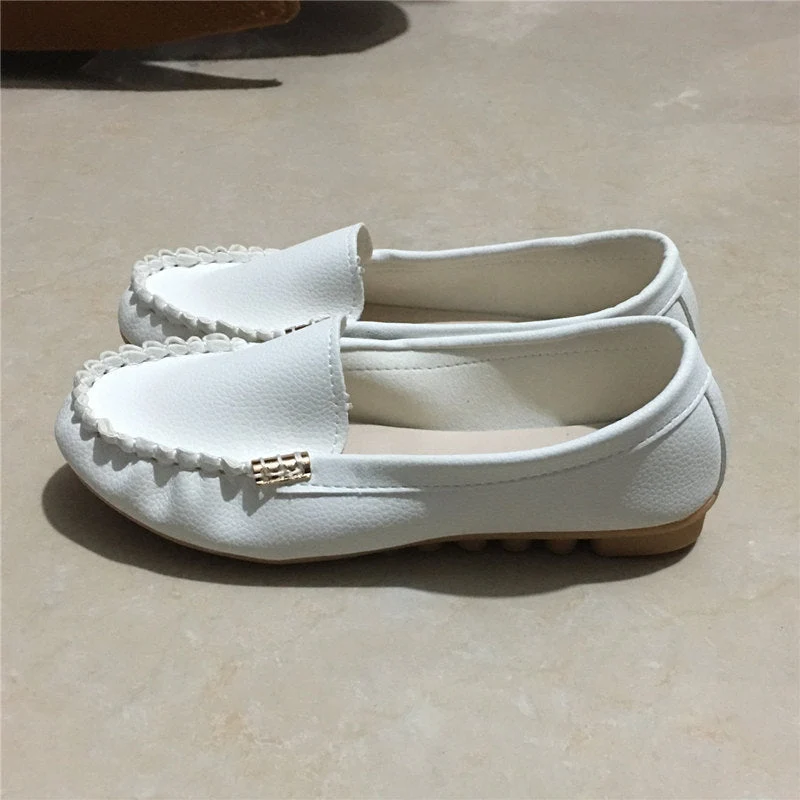 Damen Mokassins aus weichem Wildleder mit modischem Design