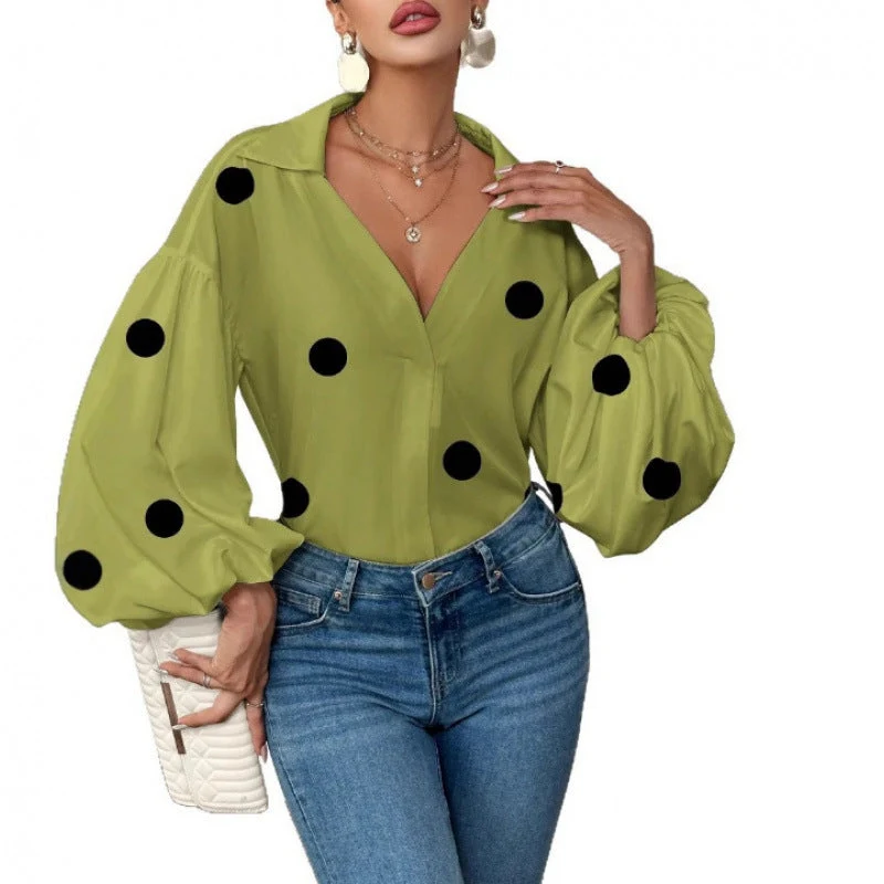 Damen Bluse mit voluminösen Ballonärmeln und elegantem Kragen
