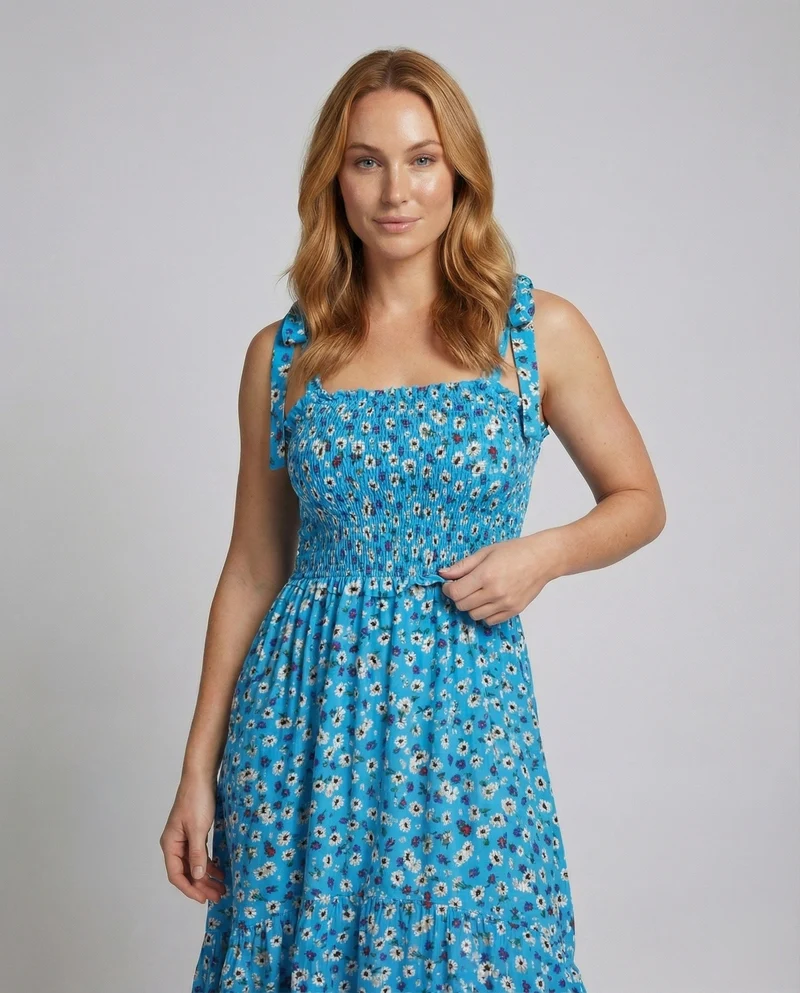 Damen nan gNord Taschenlümtes Maxikleid mit elastischem Oberteil, verstellbaren Bindeträgern und stufenartigem Tellerrock Nord Taschen