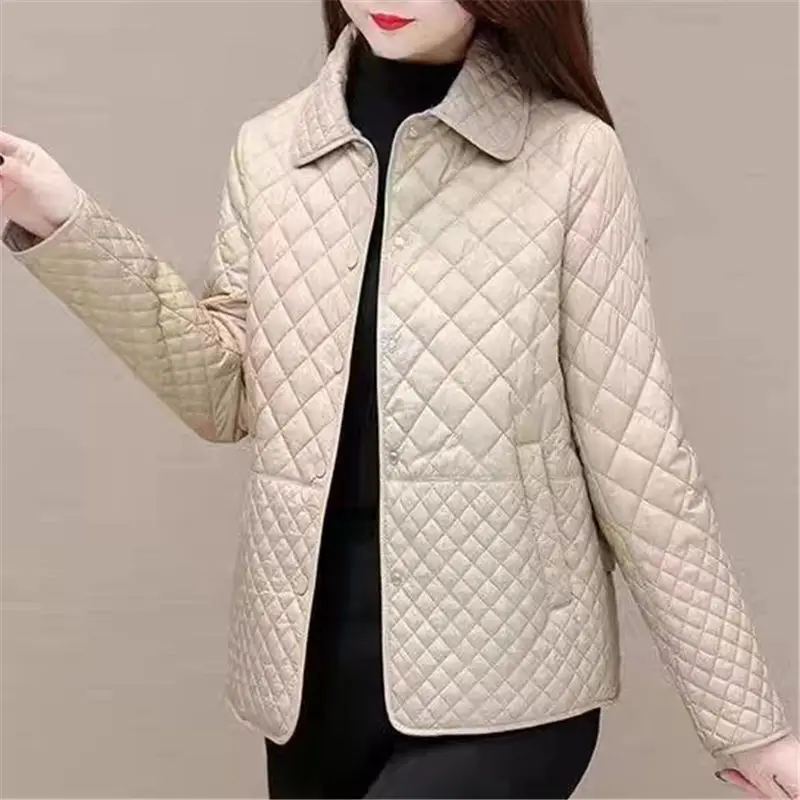 Gestepptes Jacket - Umklappkragen mit Knopfleiste