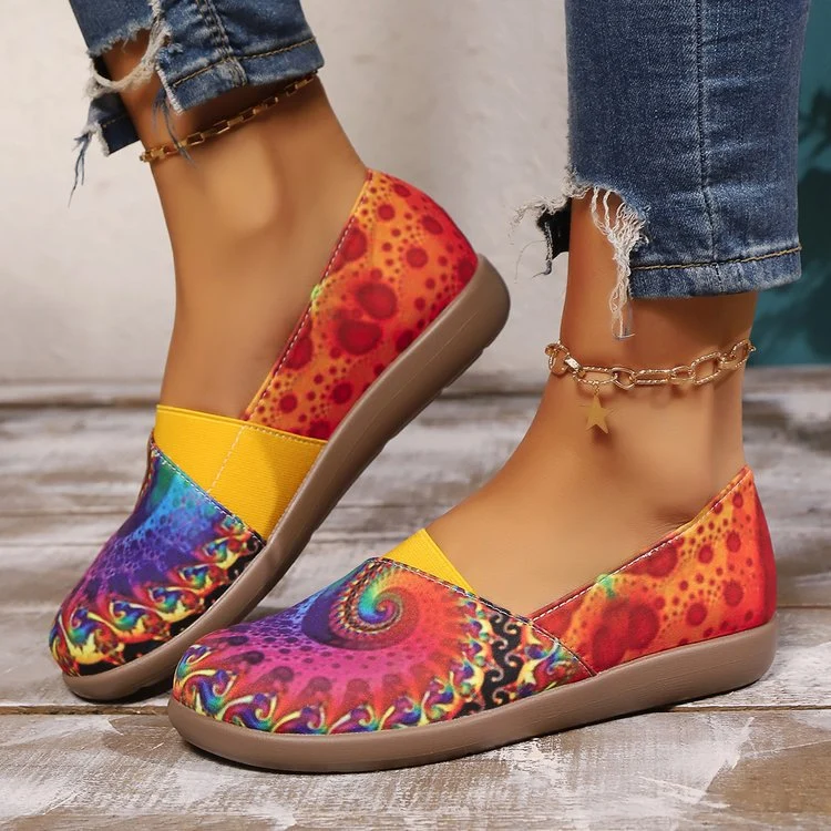 Damen Bequeme Slip-on Ballerinas mit buntem Druckdesign und elastischem Abschluss Nord Taschen