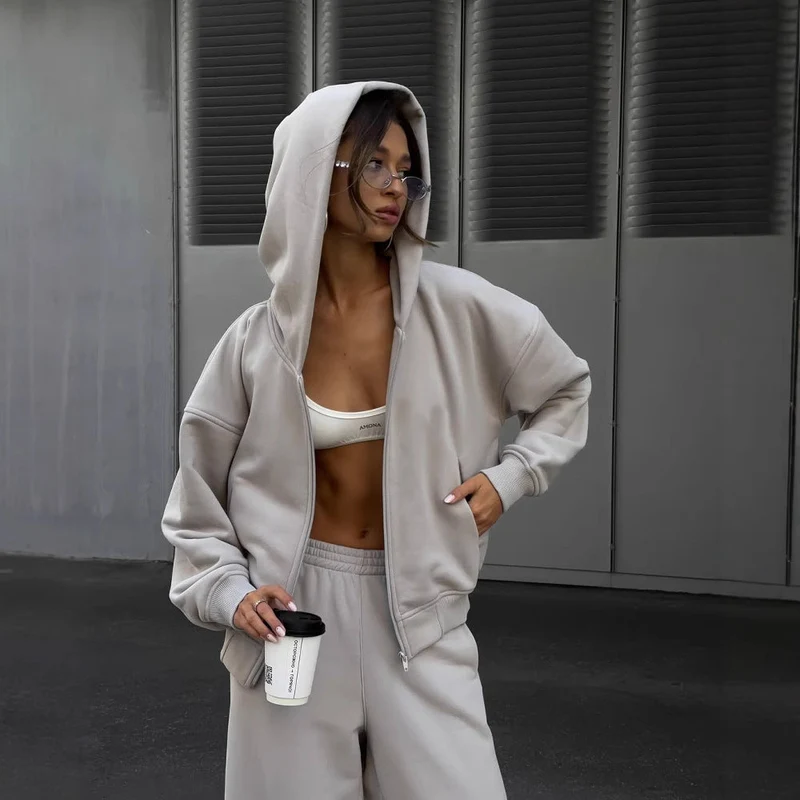 Damen lässiges Kapuzensweatshirt und weite Jogginghose-Set