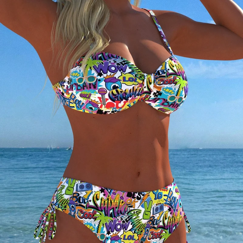 Damen Bandeau-Bikini mit hoch taillierten Höschen und lNord Taschenhaftem Paisleymuster