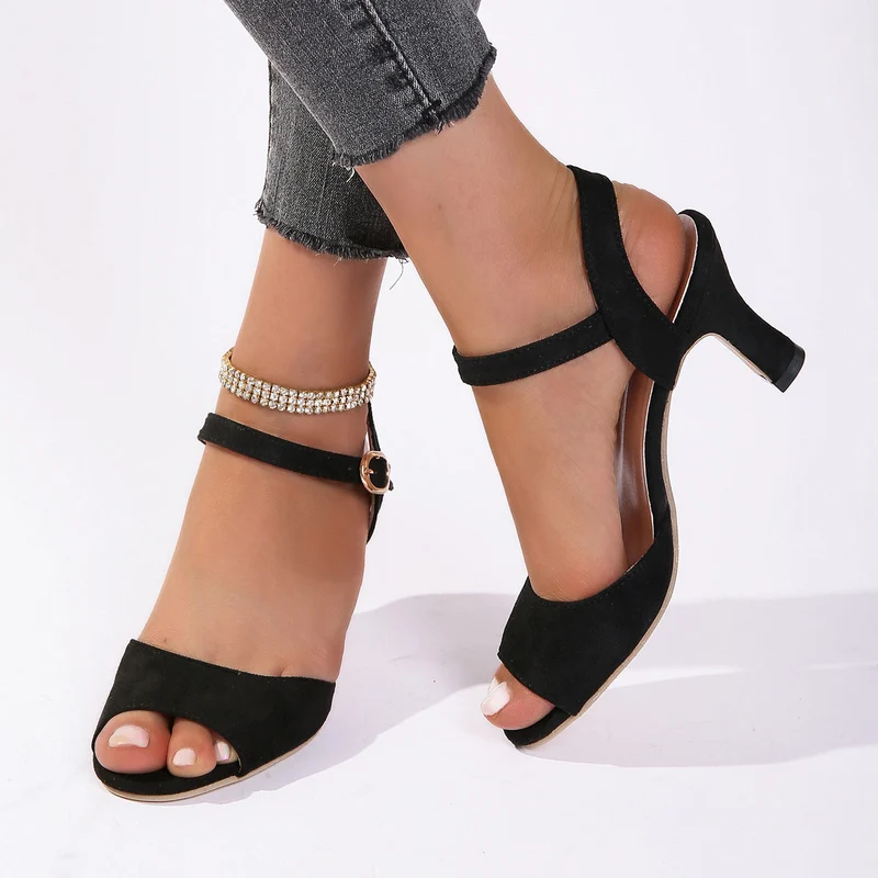 Damen Offene High Heel Sandalen im modischen Design mit elegantem Absatz Nord Taschen