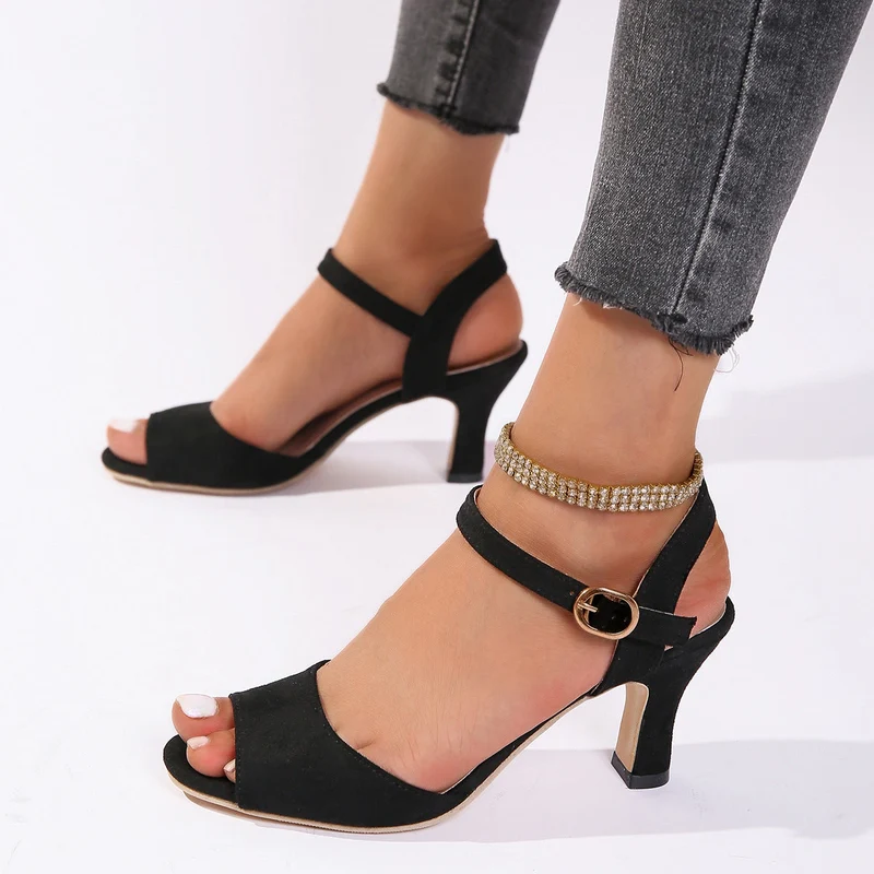 Damen Offene High Heel Sandalen im modischen Design mit elegantem Absatz Nord Taschen