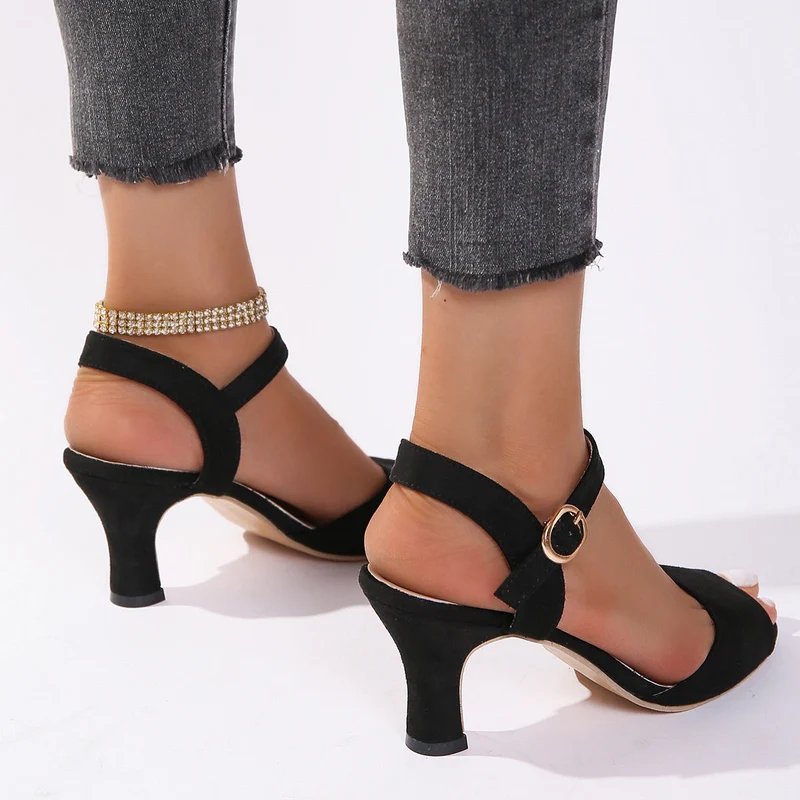 Damen Offene High Heel Sandalen im modischen Design mit elegantem Absatz Nord Taschen