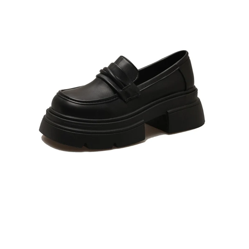 Damen Modische Loafers mit glänzender Oberfläche und robustem Plateau