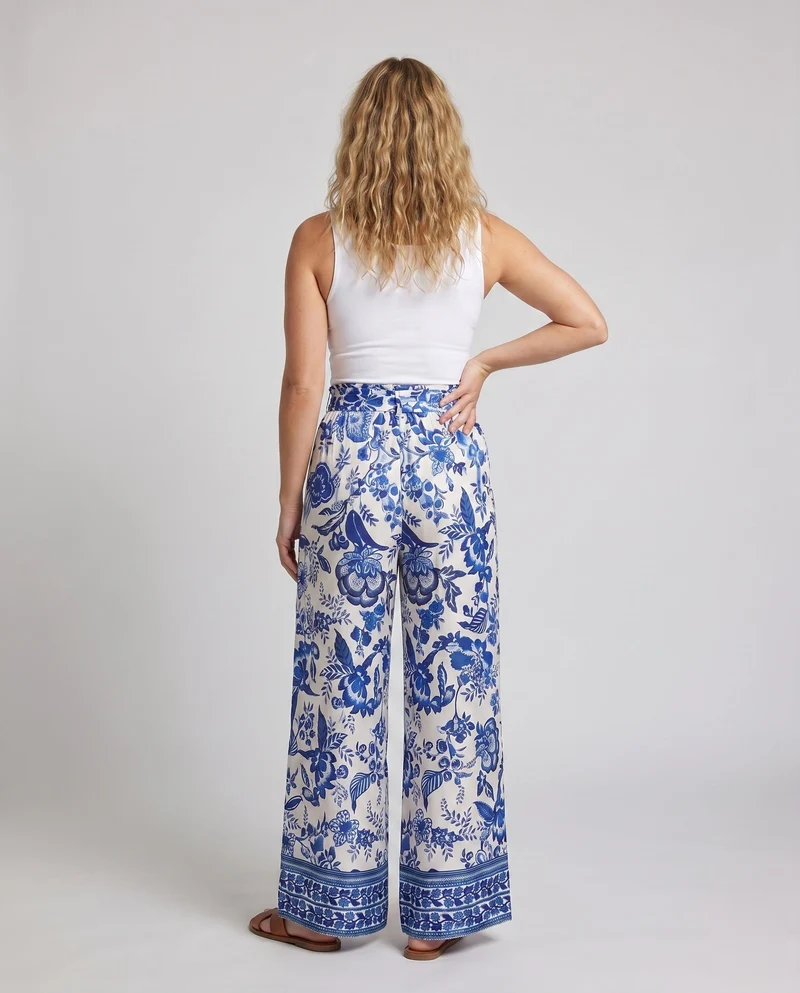 Damen Weite Sommerhose mit buntem, künstlerischem Print