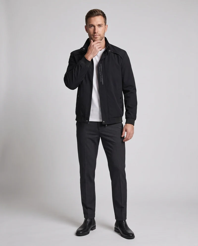 Herren Freizeit Bomberjacke im minimalistischen urbanen Look mit Stehkragen und gerippten Bündchen Nord Taschen