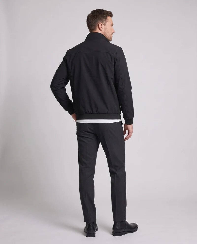 Herren Freizeit Bomberjacke im minimalistischen urbanen Look mit Stehkragen und gerippten Bündchen Nord Taschen