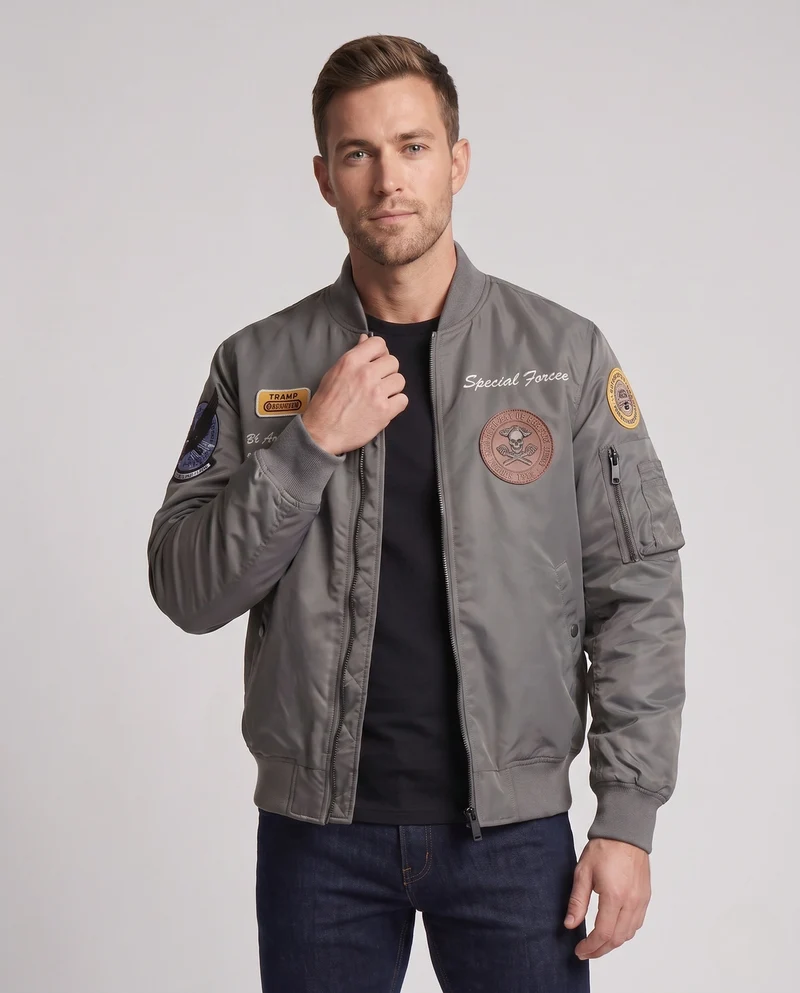Herren gepolsterte Bomberjacke im Pilotenstil mit bestickten Patches und Armtasche Nord Taschen
