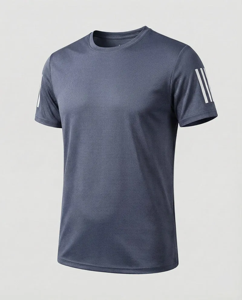 Herren nan Performance-Laufshirt mit seitlichen Mesh‑Einsätzen und reflektierenden Streifen