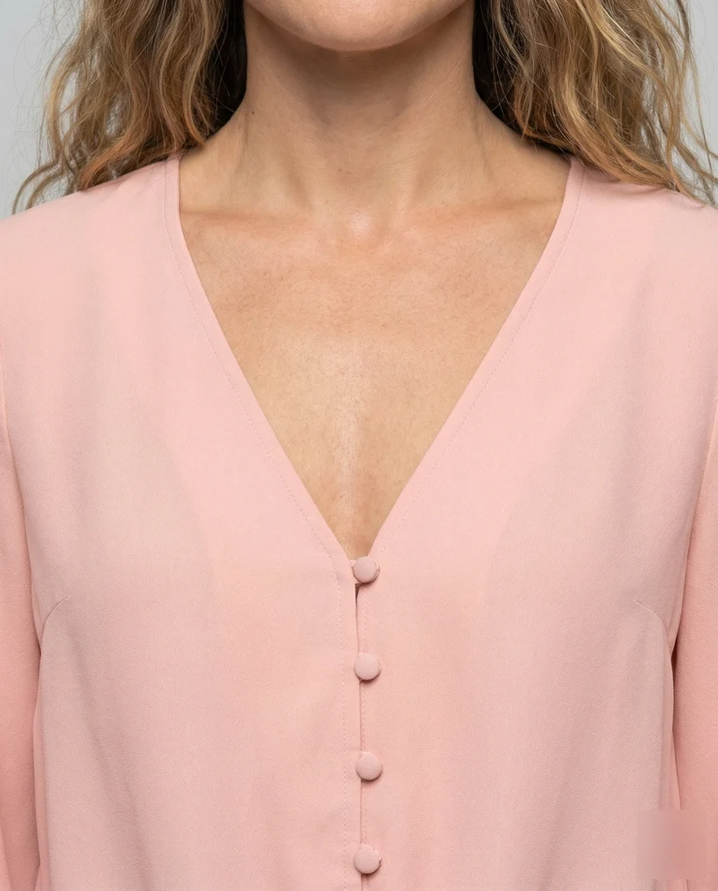 Damen legeres Blusenshirt mit Flügelärmeln.