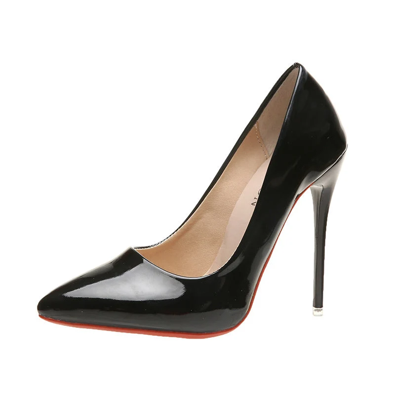 Damen stilvolle Pumps mit hochglänzender Oberfläche und elegantem spitzem Zehenbereich