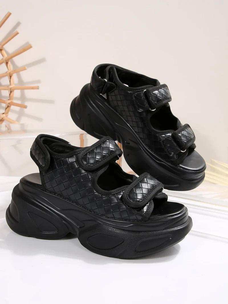 Damen Plateau-Sandalen mit verziertem Riemen und komfortabler Sohle Nord Taschen