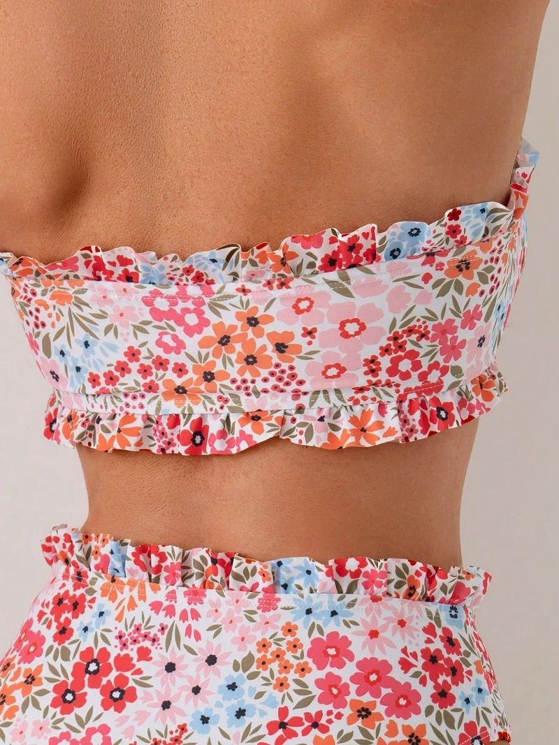 Damen Bandeau-Bikini mit verspieltem Rüschendesign