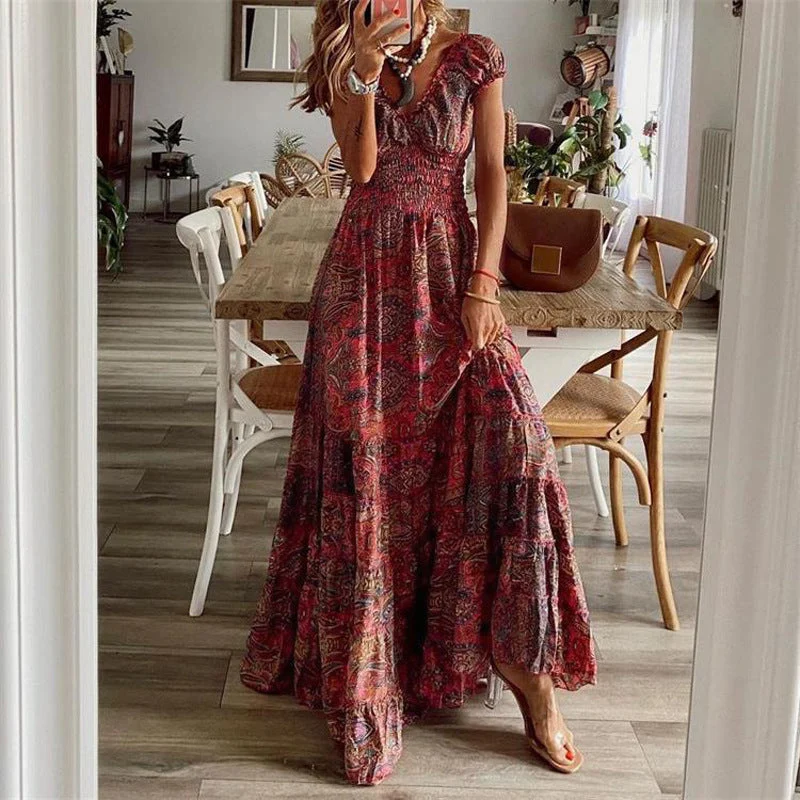 Damen Maxikleid mit tiefem V-Ausschnitt und femininem Muster