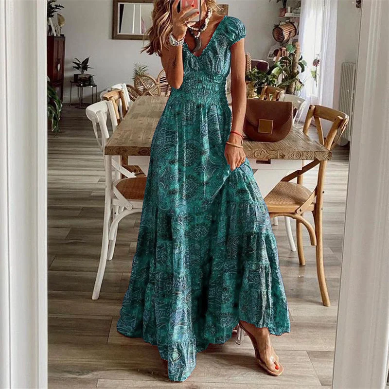 Damen Maxikleid mit tiefem V-Ausschnitt und femininem Muster