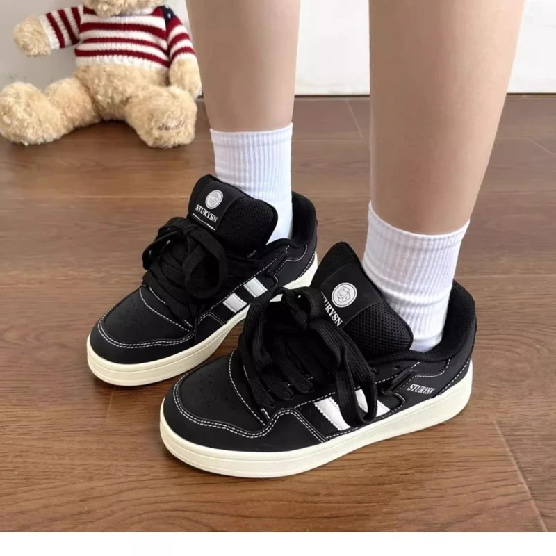 Damen Sportliche Sneakers mit rutschfester Sohle und atmungsaktivem Obermaterial