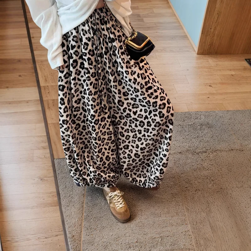 Damen Weit geschnittener Leoprint Rock mit elastischem Bund Nord Taschen