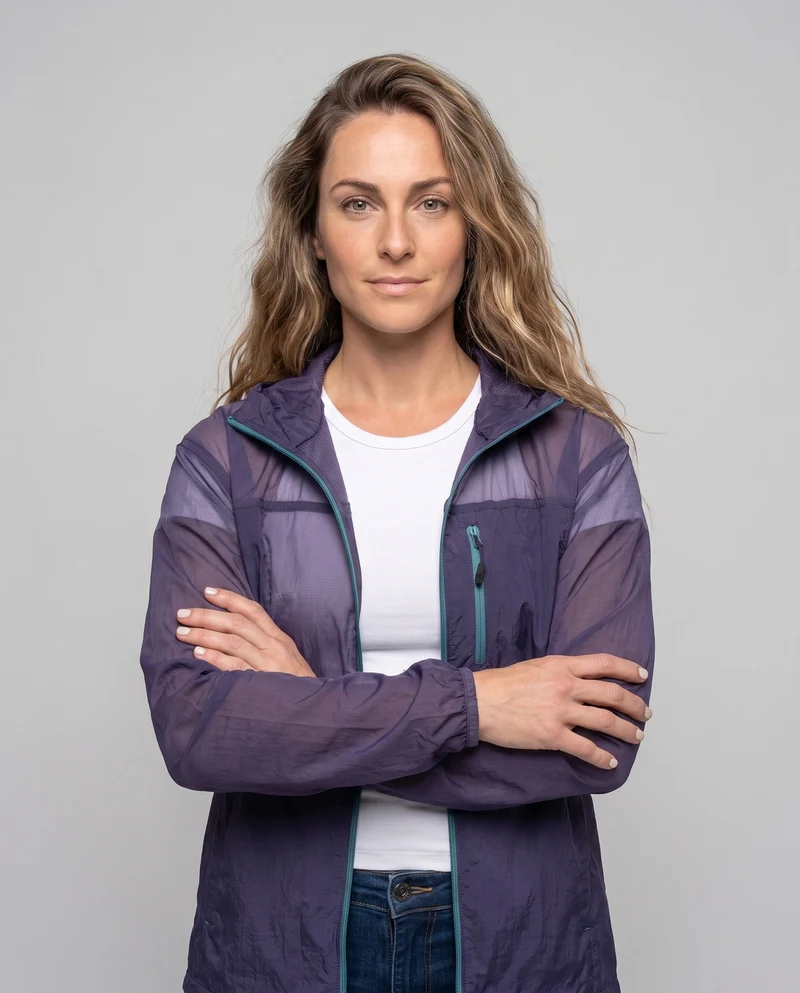 Damen ultraleichte Funktionsjacke mit praktischer Kapuze Nord Taschen