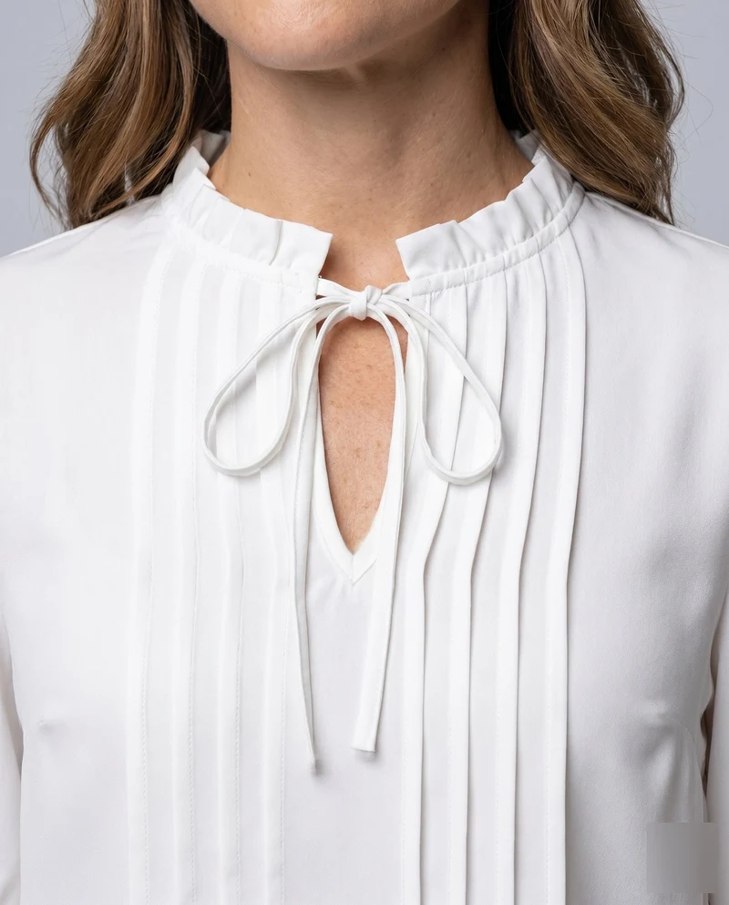Damen Bluse mit feinen Rüschendetails und plissiertem Design