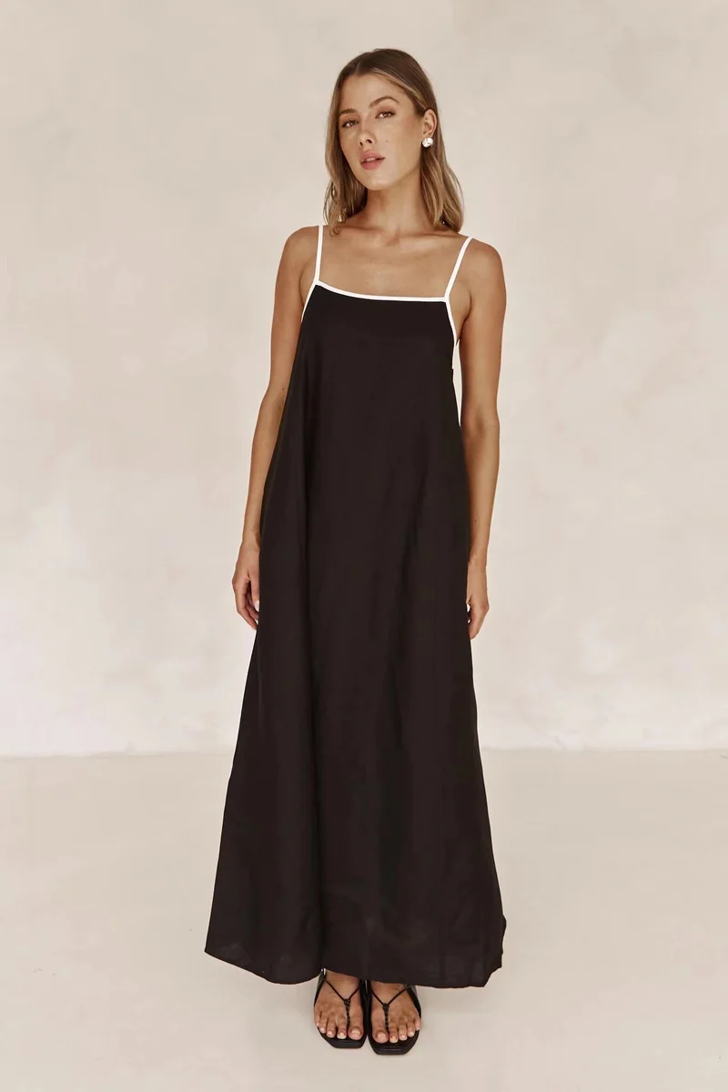 Damen Sommerliches Maxikleid mit schmalen Spaghettiträgern und fließendem Schnitt