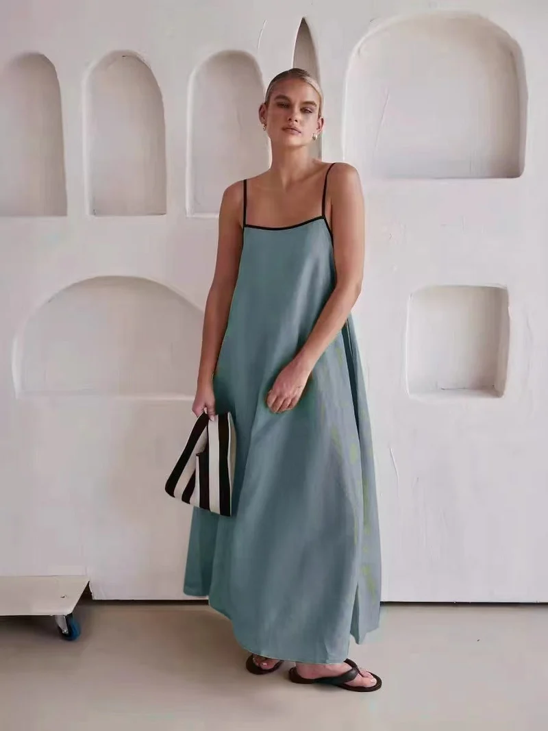 Damen Sommerliches Maxikleid mit schmalen Spaghettiträgern und fließendem Schnitt