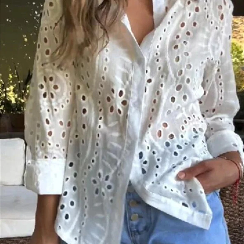Damen Bluse mit luftiger Lochstickerei Nord Taschen
