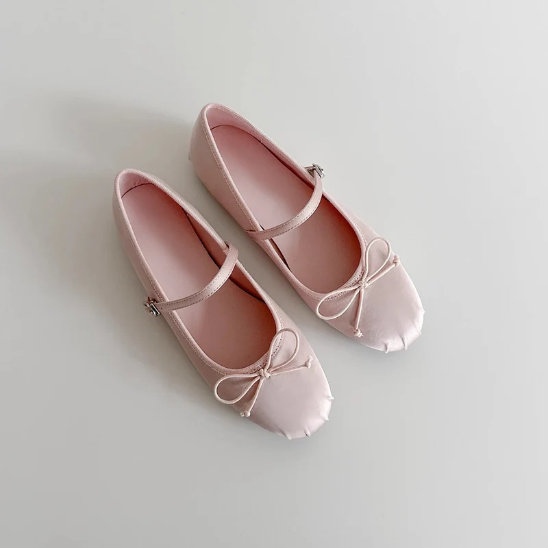 Damen Ballerinas mit verstellbarem Riemen und bequemer Innenpolsterung