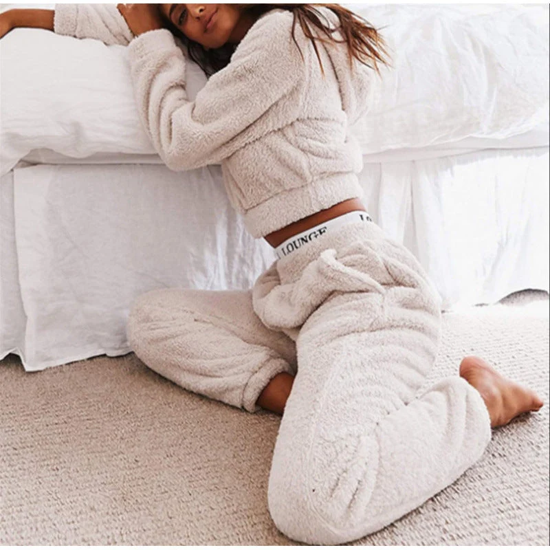 Damen kuscheliges Lounge-Set aus weichem Fleece